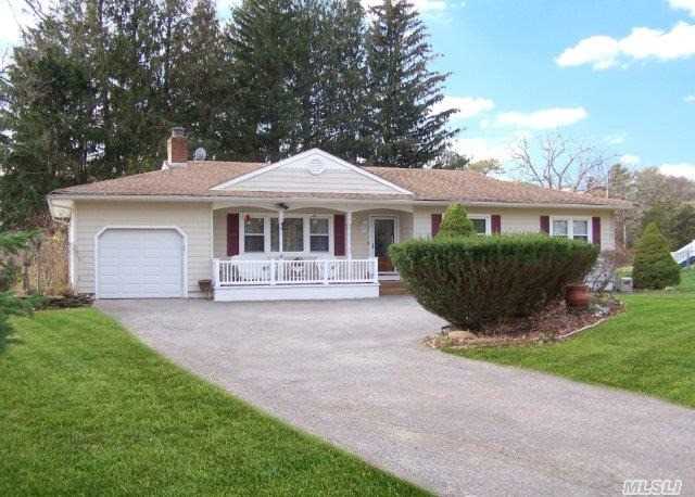 54 Rocky Point Rd, Middle Island, NY, 11953
