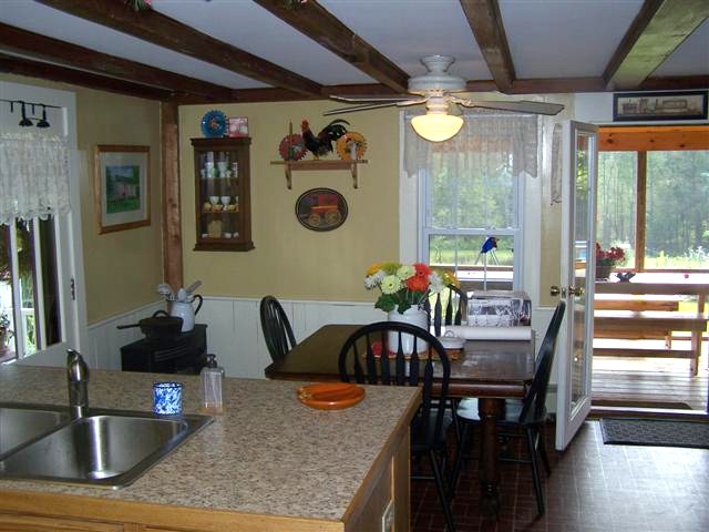 country kitchen 