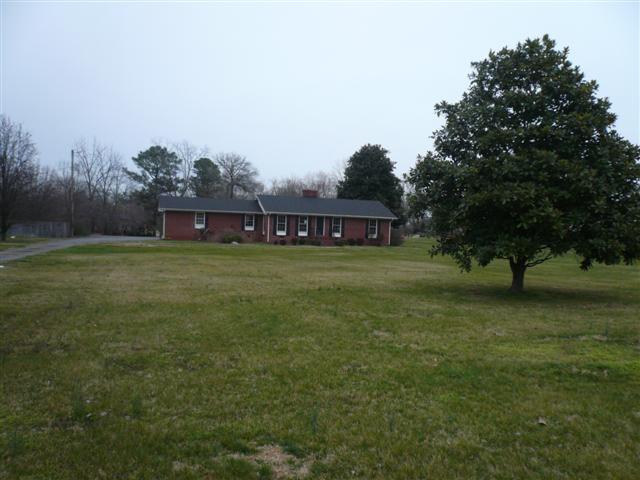 1030 Union Street Shelbyville TN 37160 Foreclosure Home for Sale
