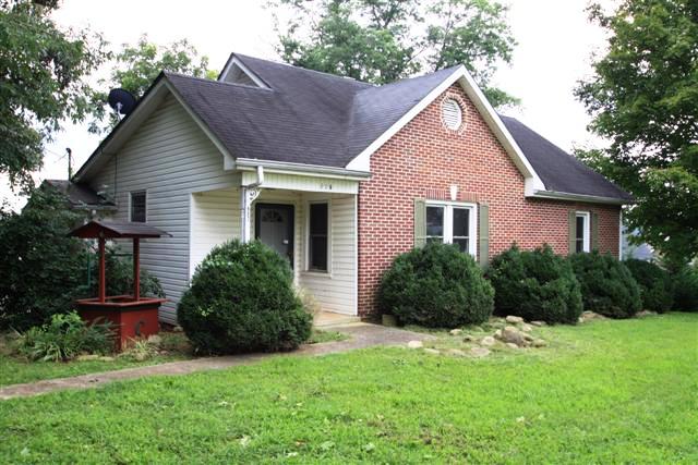 3 bedroom 1 1/2 bath brick home conveniently located to Tims Ford Lake!!