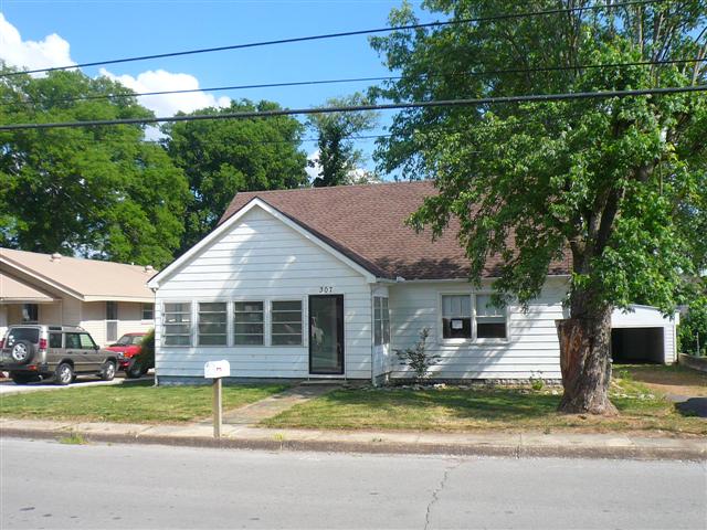 307 3rd Avenue Winchester TN 37398 HUD Home for Sale